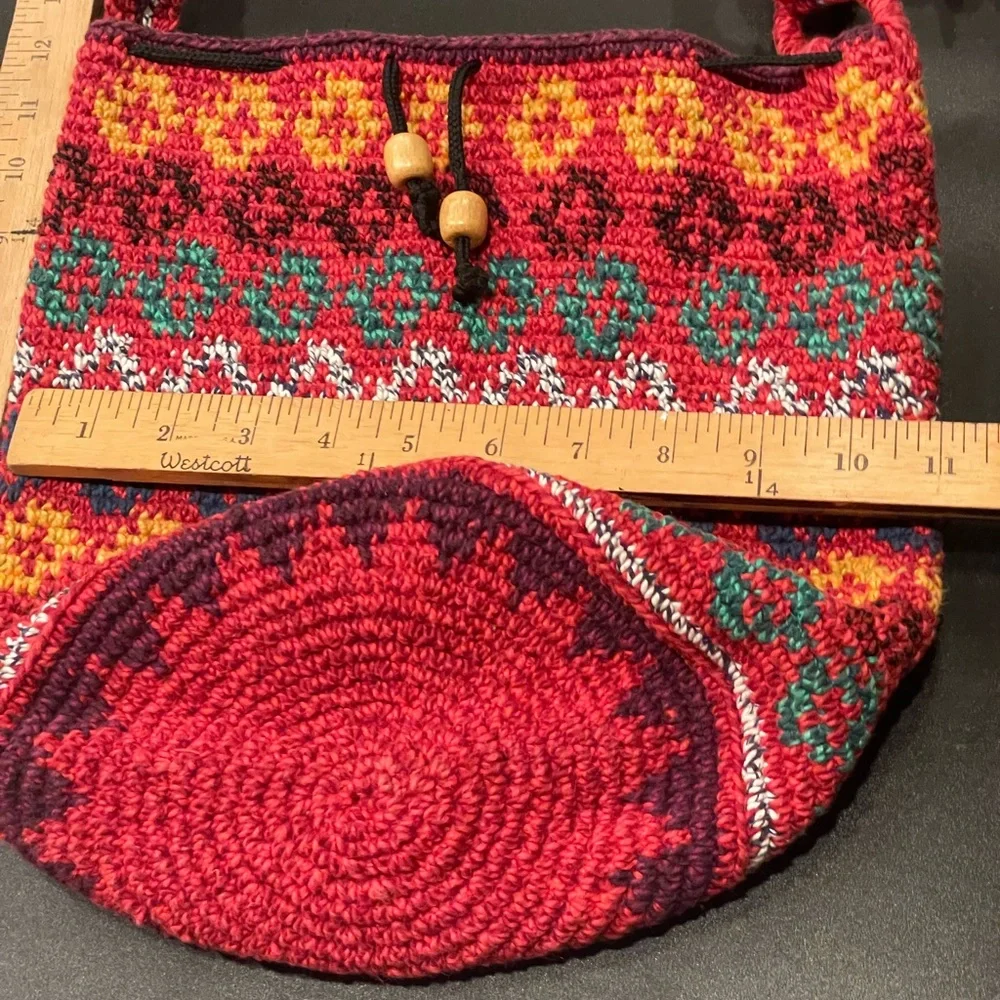 Women's Thick Crochet Knit Colorful Barrel Crossbody Bag - Picture 7 of 16